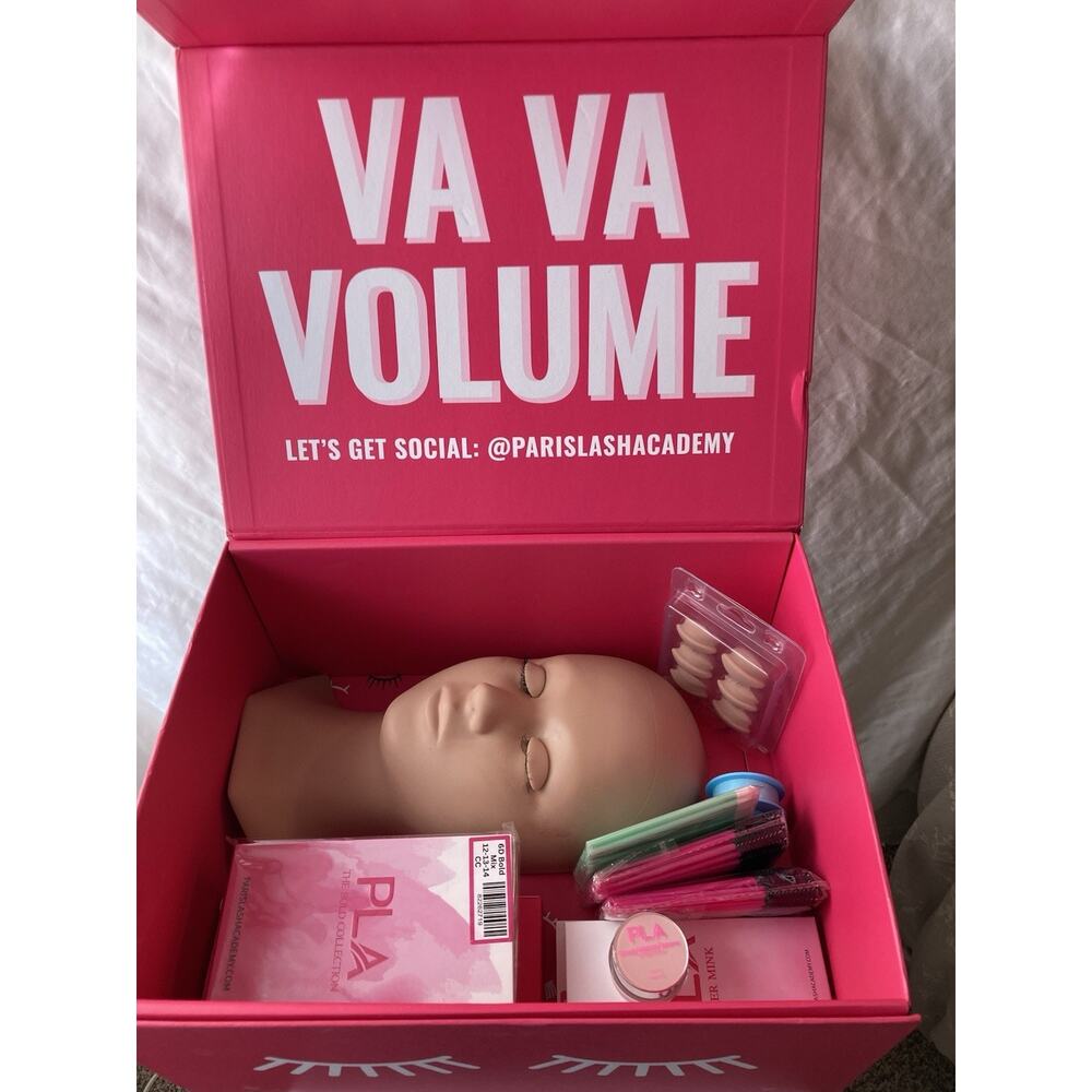 Paris Lash Academy Practice Kit: Head, Detachable Eyelids, Lashes, etc Light Use